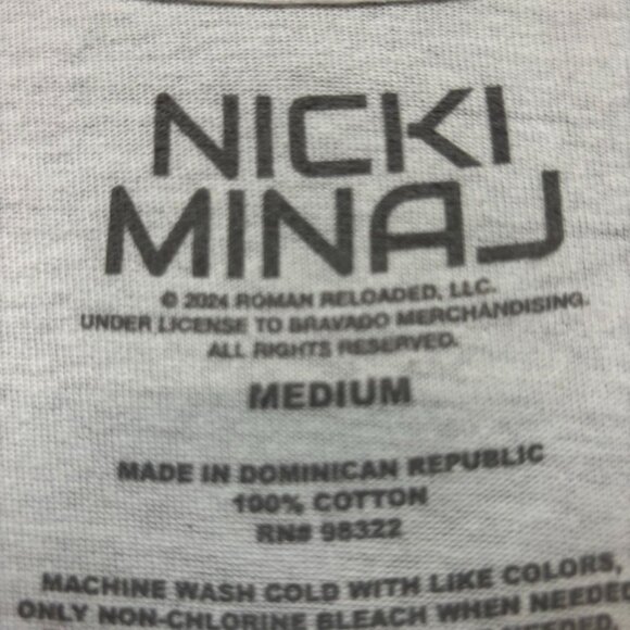 Nicki Minaj Pink Friday 2 Album Collage Hip Hop T-Shirt M - Picture 4 of 4